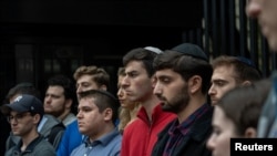 Sinh viên Đại học Columbia tham dự họp báo kêu gọi nhà trường ủng hộ sinh viên đối mặt với nạn Bài Do Thái, tại NewYork, ngày 30/10/2023.