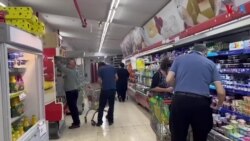 اسرائیل: شہری خوراک اور پانی ذخیرہ کرنے میں مصروف
