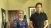 الہان عمر نے منگل کو سابق وزیرِ اعظم عمران خان سے اُن کی رہائش گاہ پر ملاقات کی۔ 