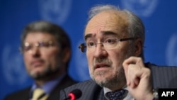 Tổng thư ký WMO, ông Michel Jarraud, tại một cuộc họp báo ở Geneva, 28/11/2012