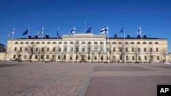 Tòa nhà Bộ Ngoại giaoPhần Lan tại Helsinki. Nga thông báo trục xuất các nhà ngoại giao Phần Lan với lý do nước này theo đuổi chính sách "đối đầu" với Moscow.