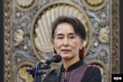 Bà Aung San Suu Kyi kêu gọi cộng đồng quốc tế dành cho Myanmar “không gian đầy đủ” để giải quyết vấn đề của người Rohingya.