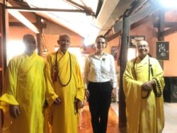 Tổng Lãnh sự Đức TS. Josefine Wallat thăm chùa Thiên Quang, tháng 11/2021. Photo Facebook Chua Thien Quang.