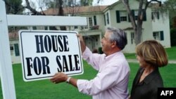 Số nhà mới bán được giảm 13% trong tháng Giêng, 2011