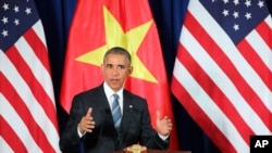 Tổng thống Barack Obama dỡ bỏ lệnh cấm bán vũ khí sát thương củ Mỹ cho Việt Nam trong chuyến thăm Hà Nội vào tháng 5 năm ngoái. Kể từ đó chưa có thương vụ mua bán vũ khí nào được chính phủ 2 bên công bố.