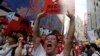 'چین ہانگ کانگ میں تیاننمن اسکوائر جیسی کارروائی سے باز رہے'