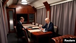 Chuyến đi của Tổng thống Joe Biden đến Kiyv, thủ đô Ukraine đầu tuần này có lẽ là những giờ phút đáng nhớ nhất trong cuộc đời chính trị của ông. 