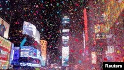 نیو یارک میں نئے سال کا آغاز (رائیٹرز)