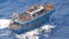 یونانی ساحل پر تیرہ جون کو،تارکین وطن کی بد قسمت کشتی کی تصویر جو کوسٹ گارڈ نے چودہ جون 2023 کو جاری کی
فوٹو۔۔۔ اے ایف پی