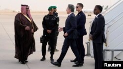 Ngoại trưởng Hoa Kỳ Antony Blinken đến sân bay quốc tế King Khalid ở Riyadh, Ả Rập Saudi, ngày 5/2/2024.