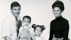 Cựu giới chức CIA, Jim Parker, cùng vợ và hai người con nuôi Việt Nam