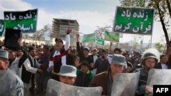 Các cuộc biểu tình chống đốt Kinh Koran bước sang ngày thứ 3 ở Afghanistan