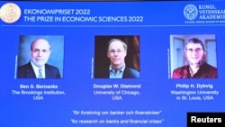 2022 کا نوبیل انعام حاصل کرنے والے تینوں ماہرین کا تعلق امریکہ سے ہے۔ 