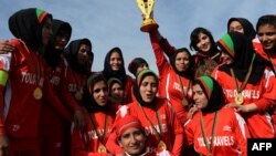 افغان خواتین کی فٹبال ٹیم (فائل فوٹو)