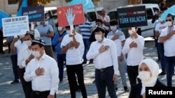 Người Uighur biểu tình chống Trung Quốc tại Istanbul, Thổ Nhĩ Kỳ, ngày 1/10/2020.