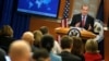 Quyền phát ngôn viên Bộ Ngoại giao Mỹ Mark Toner tại họp báo ở Washington, 7/3/2017.