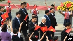 Ông Tập Cận Bình trong chuyến thăm Việt Nam cuối năm 2017.