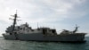 Tàu hải quân Mỹ USS Mustin thăm cảng Cam Ranh