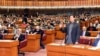 فلور کراسنگ اور 'چھانگا مانگا' سیاست کے الزامات: پاکستان میں کب کیا ہوا؟