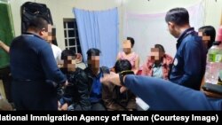 Các du khách Việt bị bắt tại Đài Loan vào ngày 26/12/2018.
