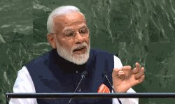 بھارتی وزیر اعظم نریندر مودی اقوام متحدہ کی جنرل اسمبلی سے خطاب کر رہے ہیں۔ 27 ستمبر 2019
