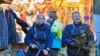 Đức tìm kiếm kẻ tấn công chợ Giáng sinh, để tang nạn nhân