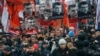 Hàng chục ngàn người tuần hành tưởng nhớ ông Nemtsov 