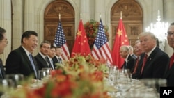 Chủ tịch Trung Quốc Tập Cận Bình, Tổng thống Mỹ Donald Trump tại Thượng đỉnh G20 ở Argentina 1/12/2018.