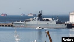 روس کا بحری بیڑہ "ایڈمرل گورشکوف" جواس ہفتے کیپ ٹاؤن پہنچا 